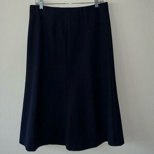 Uniqlo unworn wool blended flare skirt size large, navy